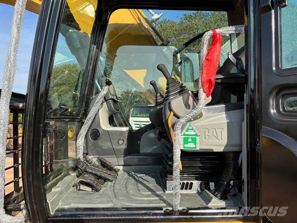 CAT 320 D L 大型油圧ショベル12t以上（パワーショベル・ユンボ）