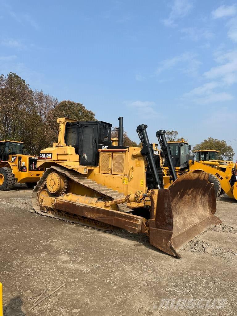 CAT D8R ブルドーザー