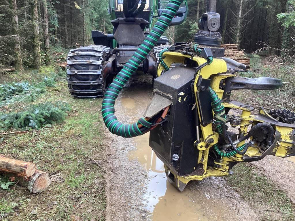 John Deere 1170 E ハーベスター
