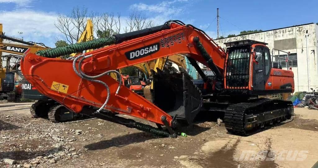 Doosan DX340 大型油圧ショベル12t以上（パワーショベル・ユンボ）