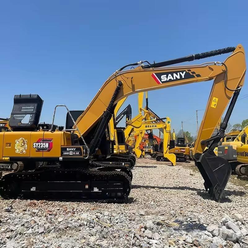 Sany SY 235 H 大型油圧ショベル12t以上（パワーショベル・ユンボ）