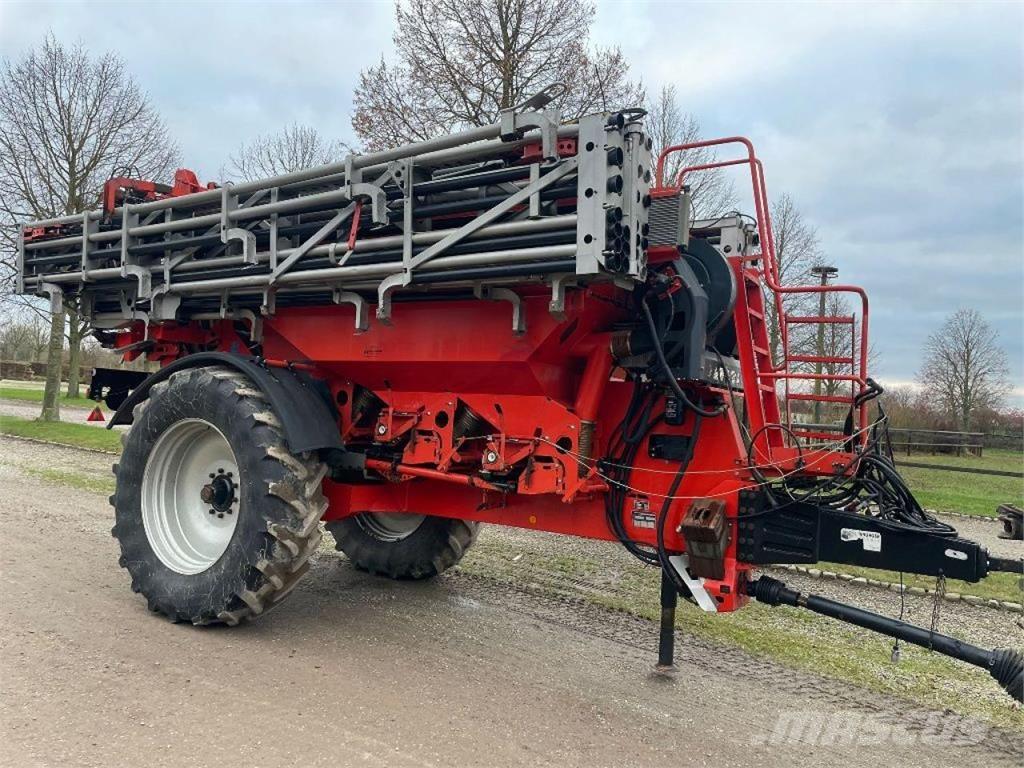 Rauch AGT 6036 ミネラル散布機