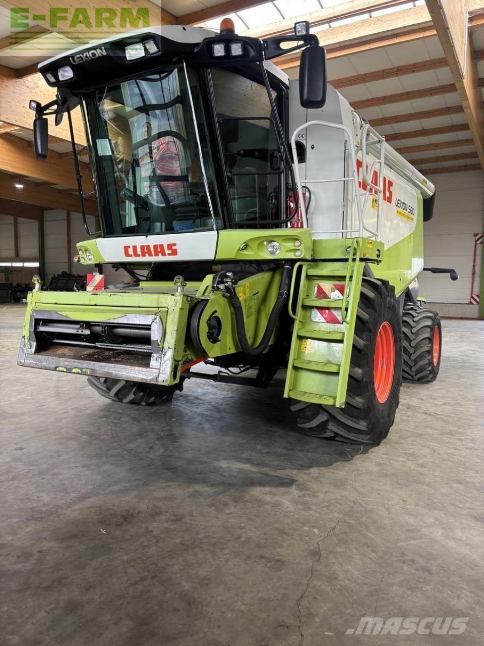 CLAAS lexion 560 コンバイン