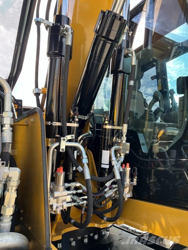 CAT M 315 F ホイール式油圧ショベル（パワーショベル・ユンボ・バックホー）
