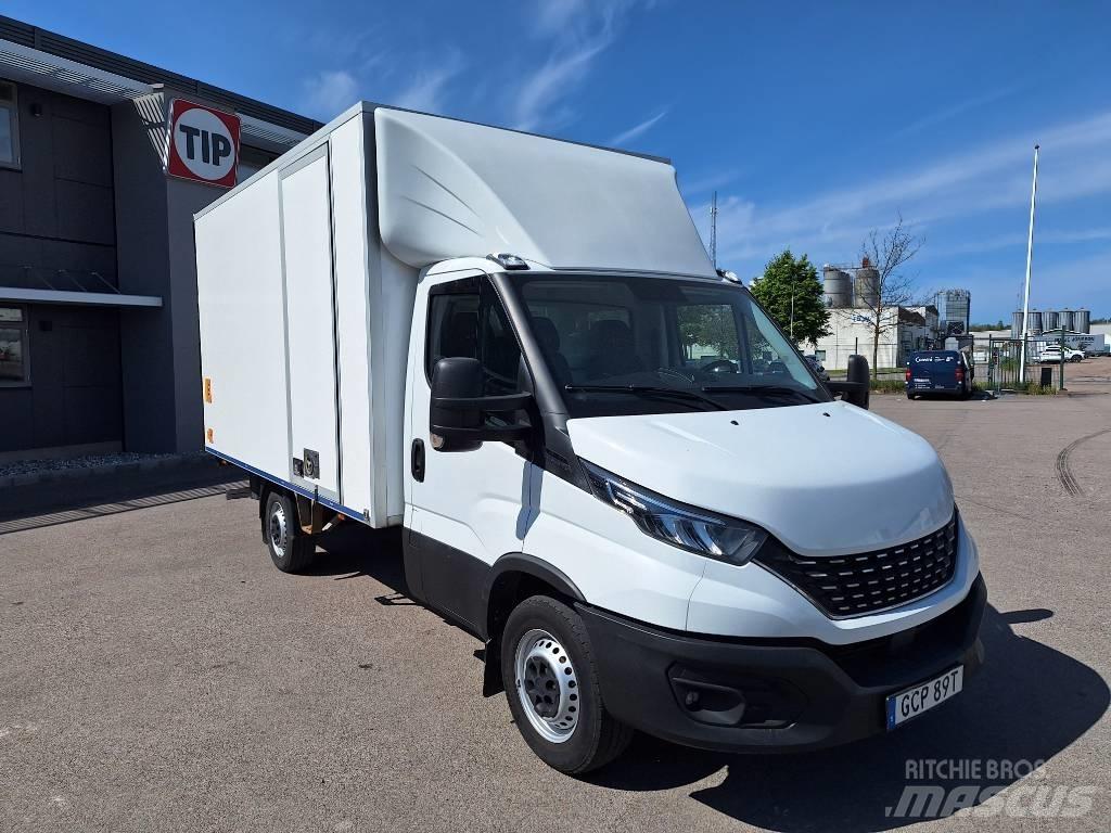 Iveco Daily パネルバン
