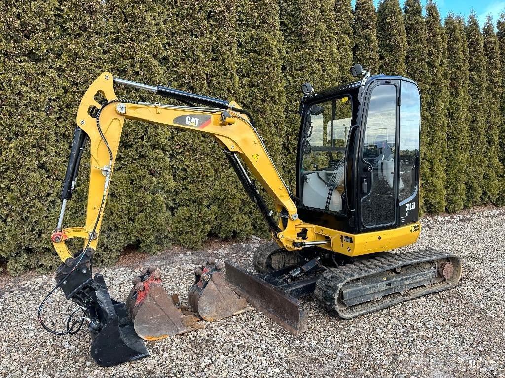 CAT 302.7D CR ミニ油圧ショベル 7t以下（ミニユンボ・ミニディガー）