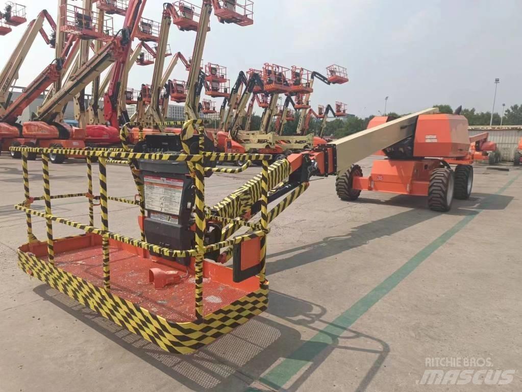 JLG 660 SJ ブームリフト　直伸型