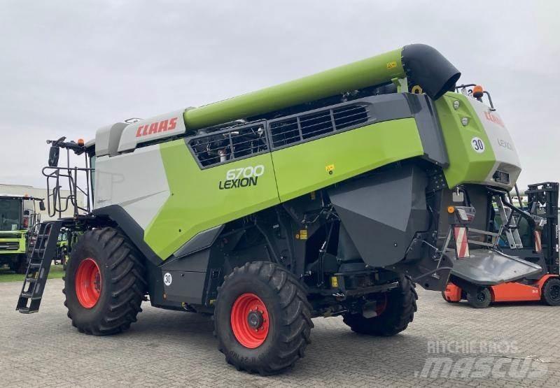 CLAAS LEXION 6700 コンバイン