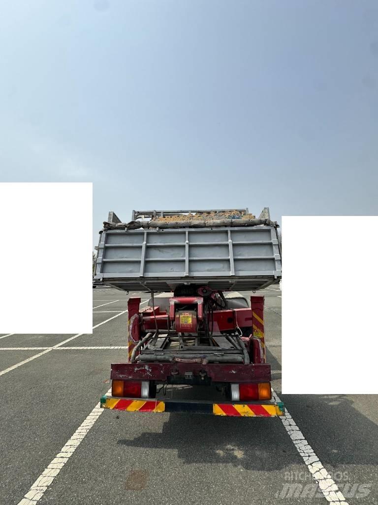 Horyong SKY280 トラック高所作業車