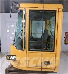 Volvo L 180 E Cab キャビン及び内装