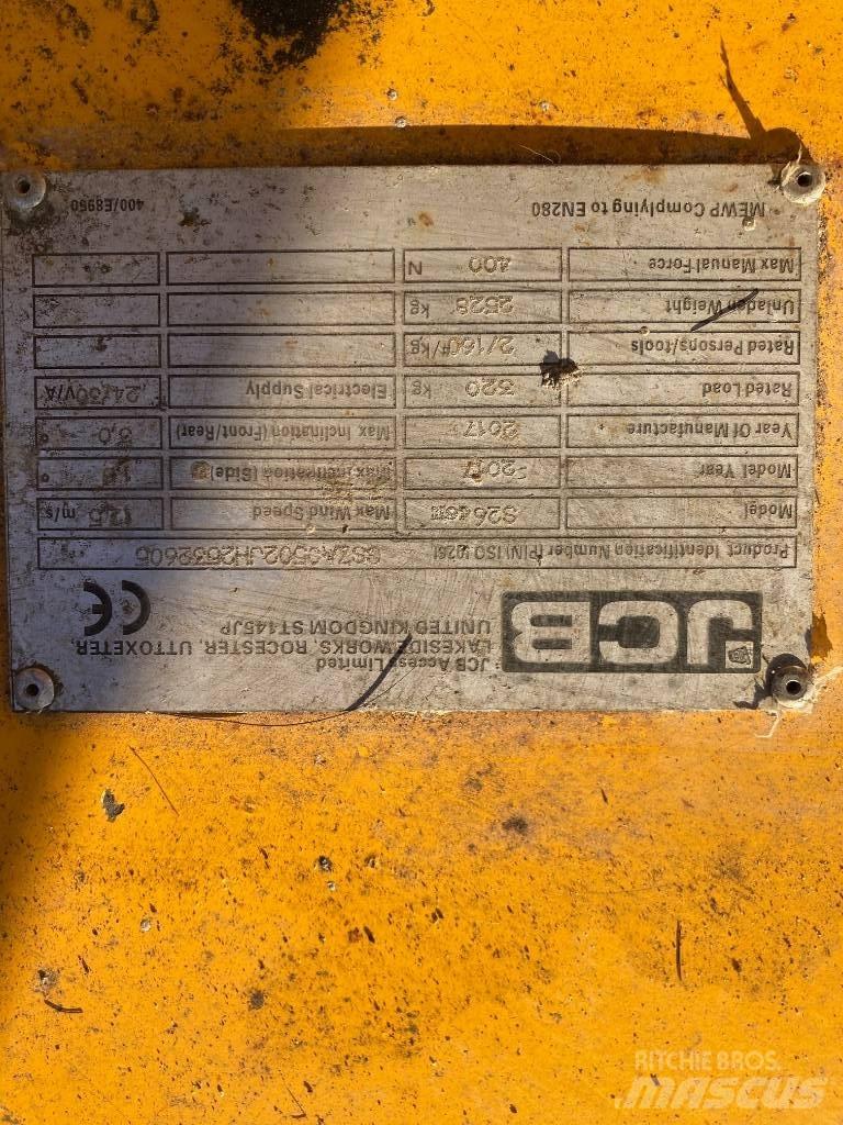 JCB S 2646 E シザースリフト