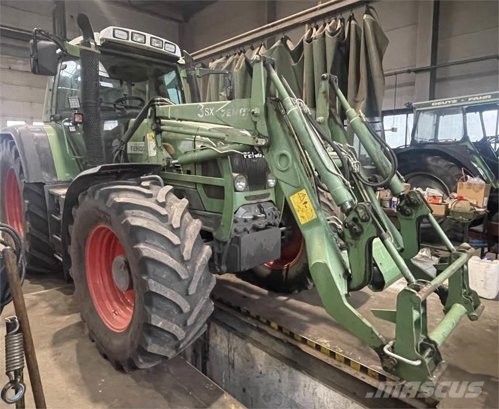 Fendt 820 Vario トラクター