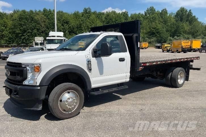 Ford F 550 XL SD 平ボディー
