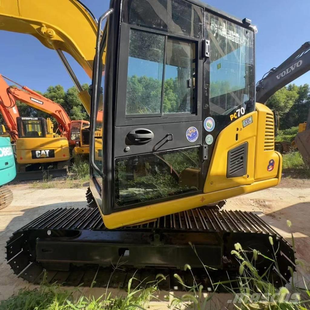 Komatsu PC 70 大型油圧ショベル12t以上（パワーショベル・ユンボ）