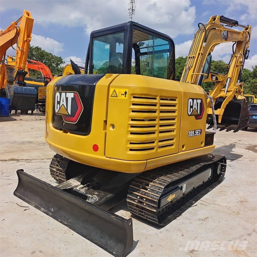 CAT 305.5 E 大型油圧ショベル12t以上（パワーショベル・ユンボ）