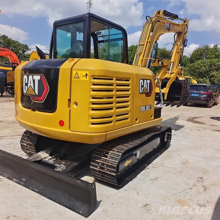 CAT 305.5 E 大型油圧ショベル12t以上（パワーショベル・ユンボ）
