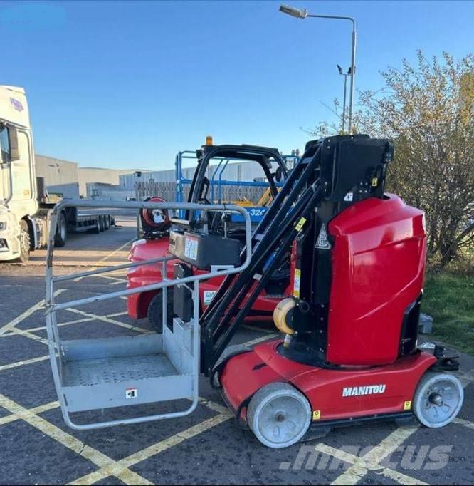 Manitou 100 VJR 垂直昇降型リフト
