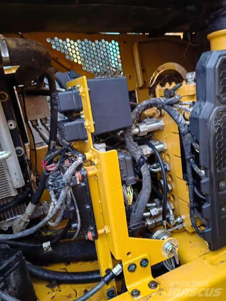 CAT 307.5 ミニ油圧ショベル 7t以下（ミニユンボ・ミニディガー）