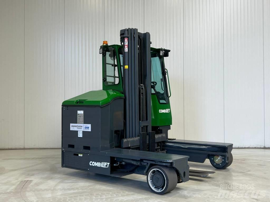 Combilift C4000ET 全方向リーチ型フォークリフト