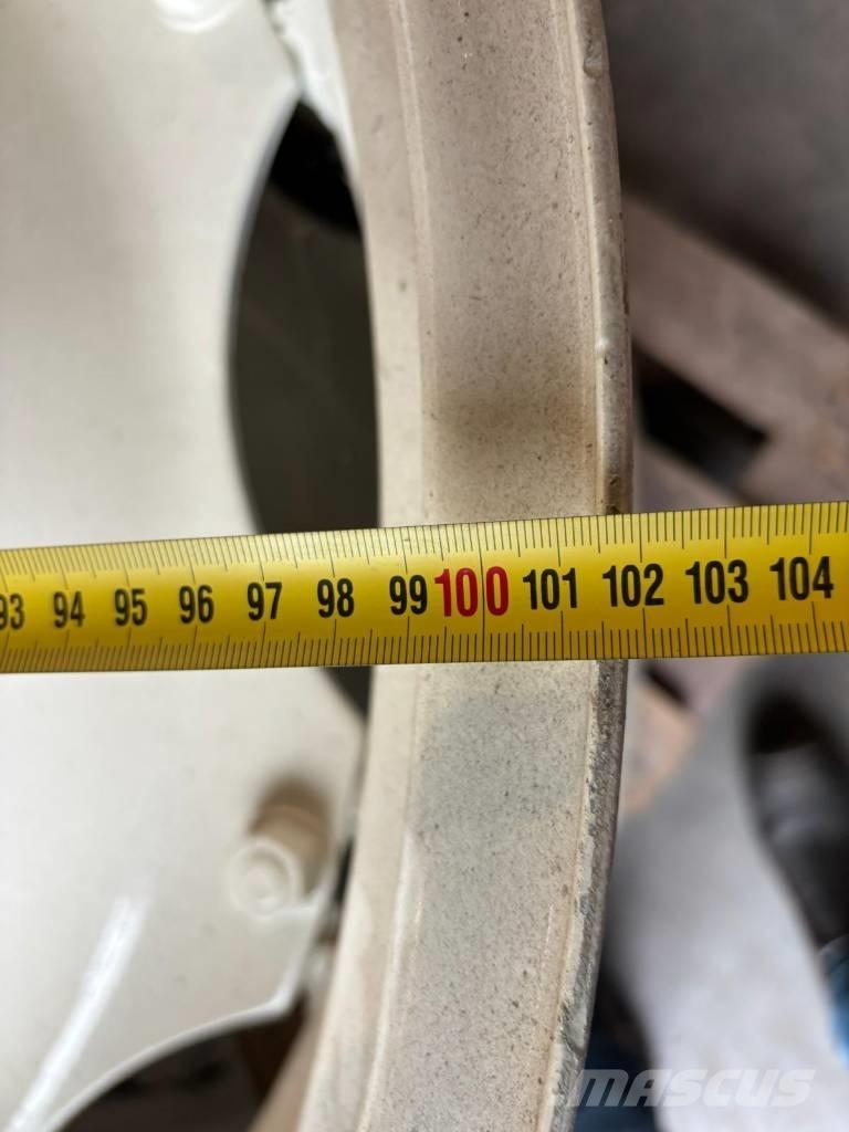 Velgen 551 トラクター