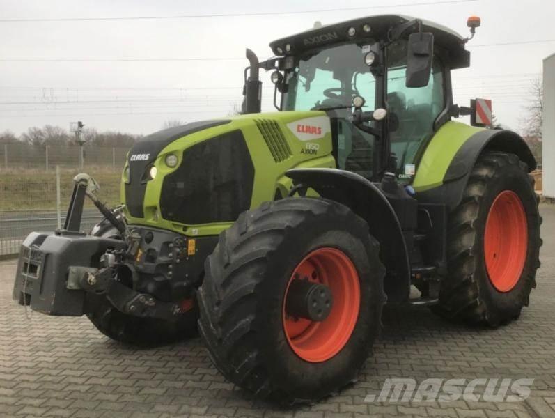 CLAAS AXION 850 トラクター