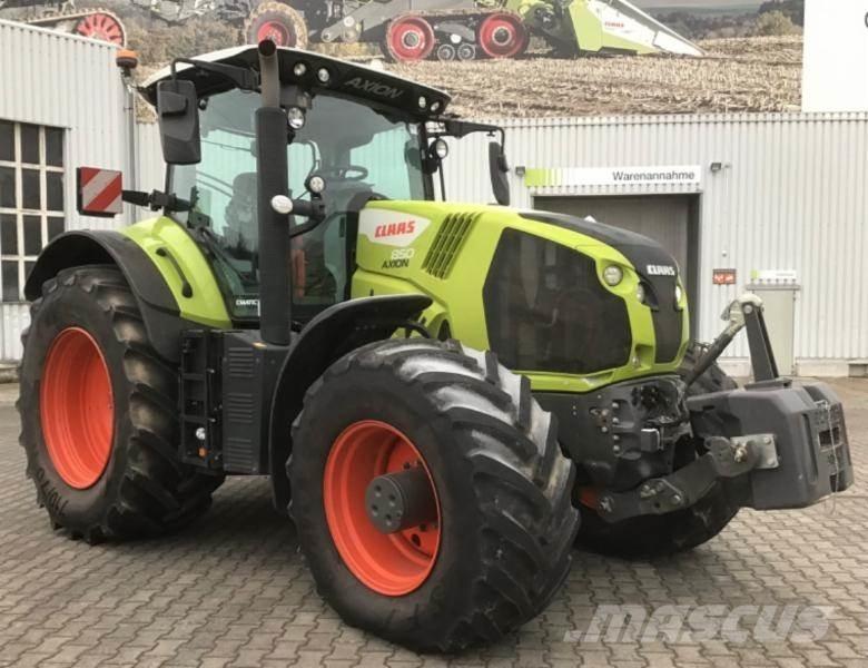 CLAAS AXION 850 トラクター