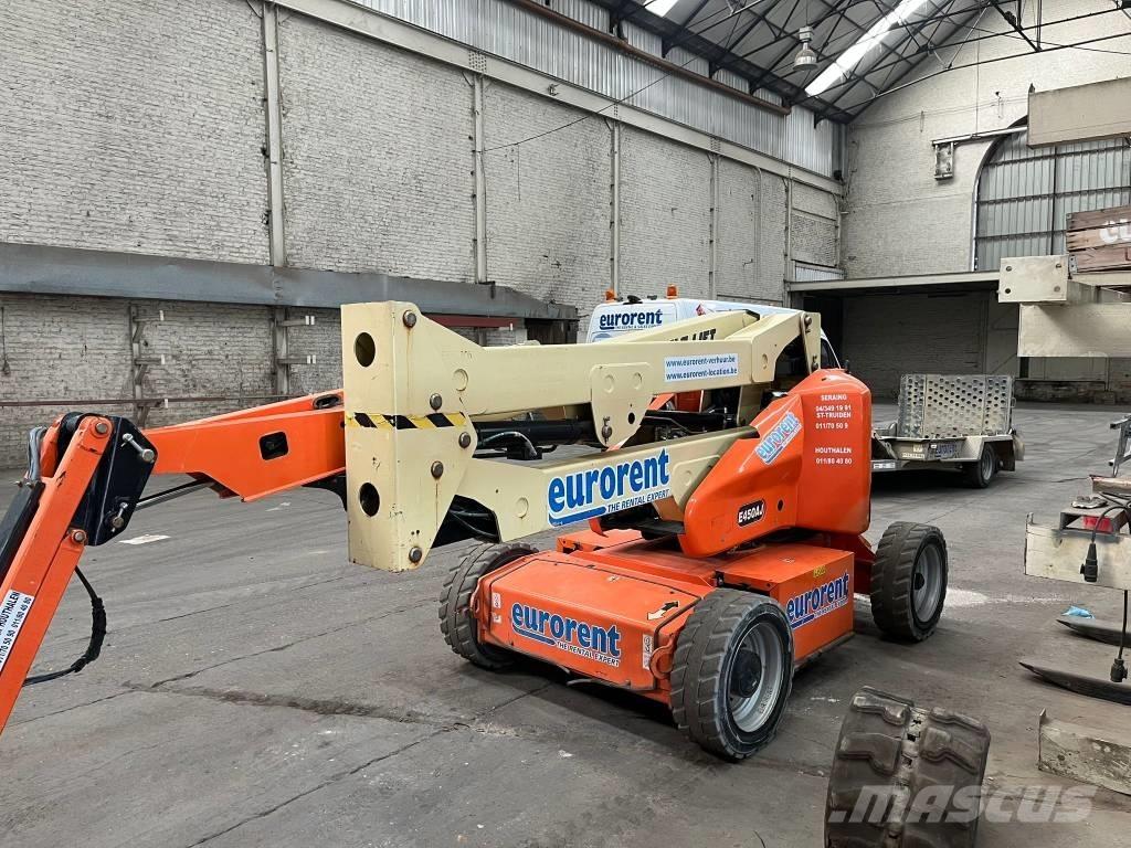 JLG E 450 AJ ブームリフト　屈伸型