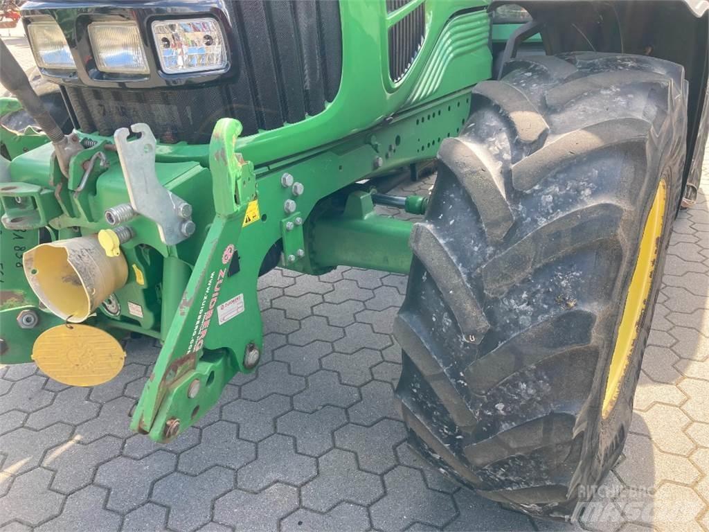 John Deere 6630 トラクター
