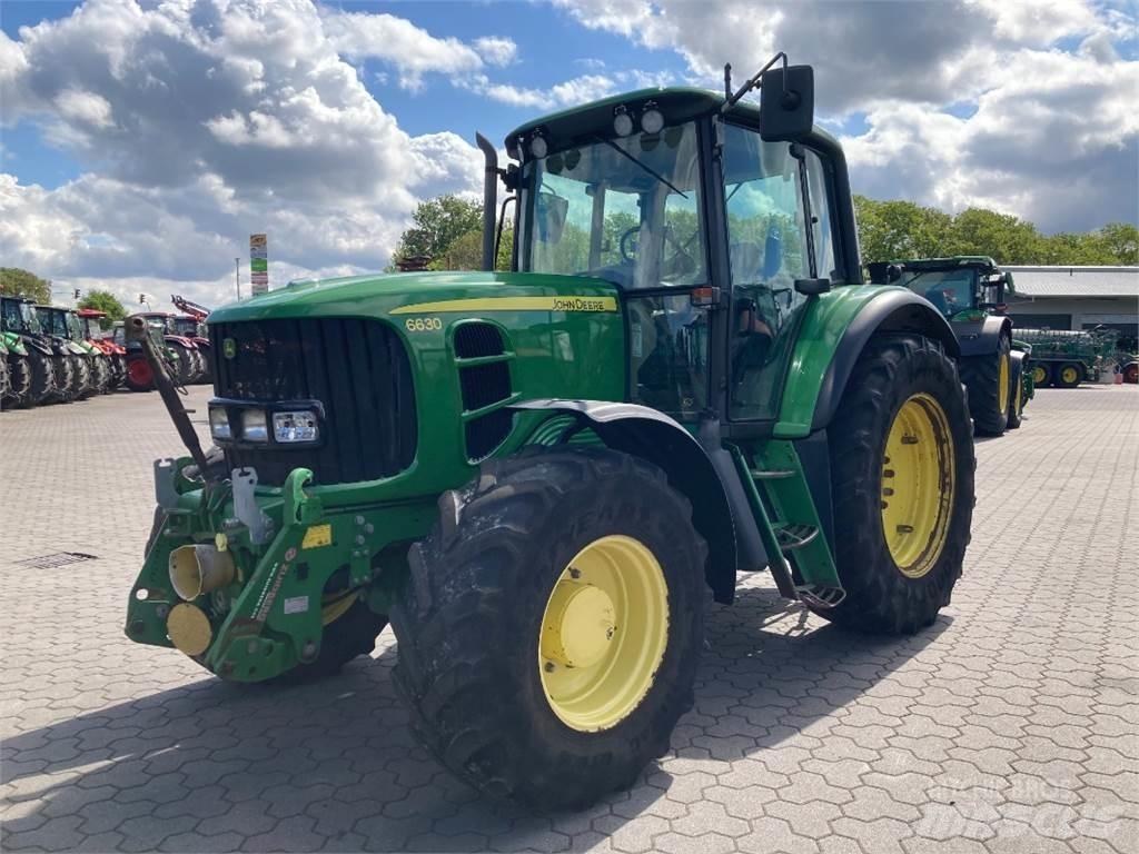 John Deere 6630 トラクター