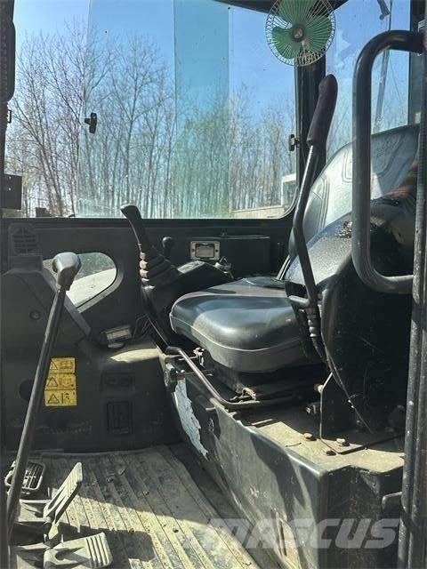 Hitachi ZX50 ミニ油圧ショベル 7t以下（ミニユンボ・ミニディガー）