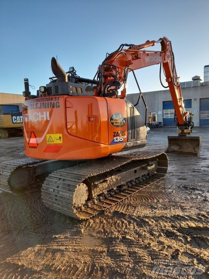 Hitachi ZX 135 US-6 大型油圧ショベル12t以上（パワーショベル・ユンボ）