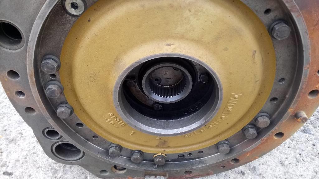 CAT 140 G/160G トランスミッション
