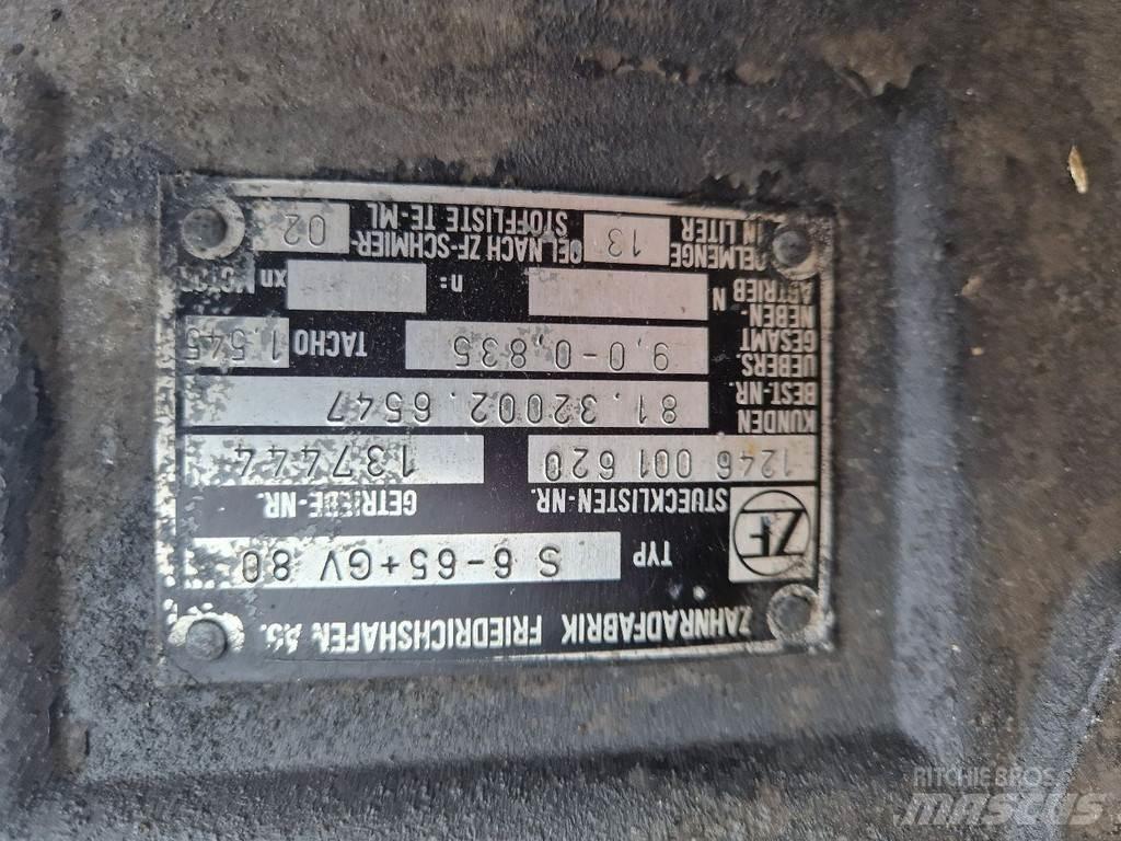 ZF S6-65+GV-80 ギアボックス