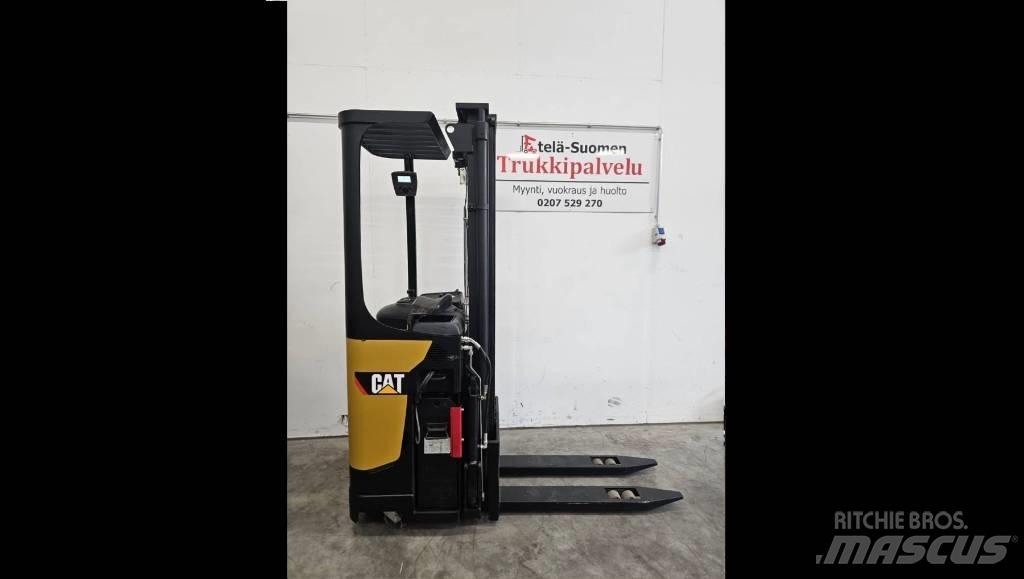 CAT NSR16N 自走式スタッカー