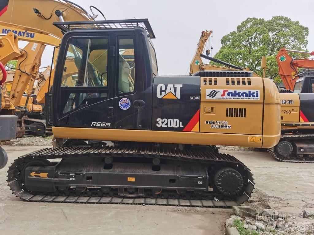 CAT 320 D 大型油圧ショベル12t以上（パワーショベル・ユンボ）