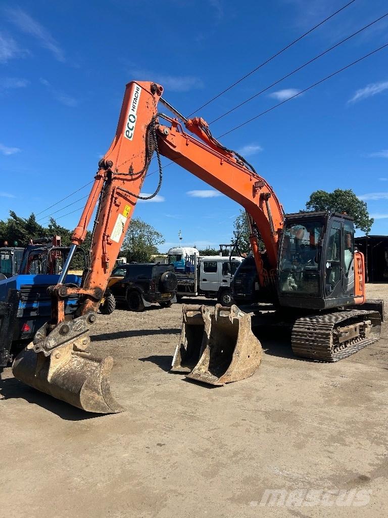 Hitachi ZX 135 US-6 大型油圧ショベル12t以上（パワーショベル・ユンボ）