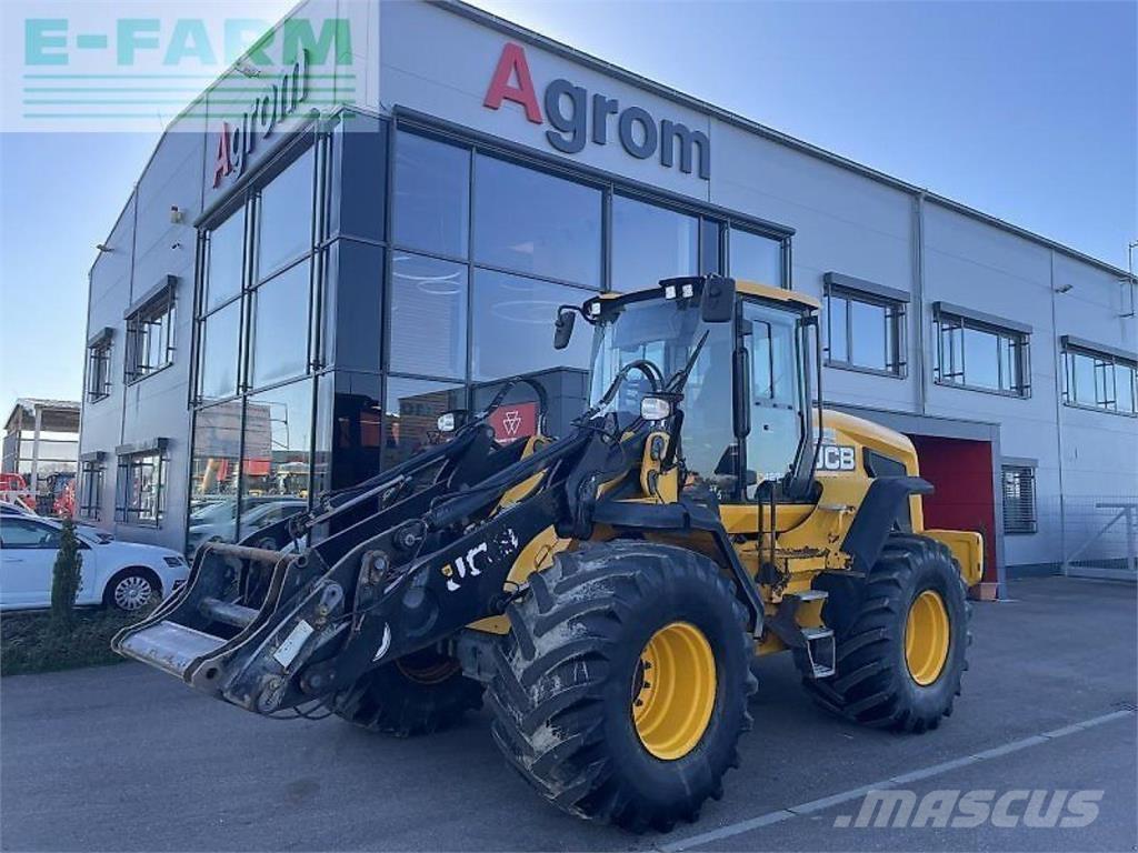 JCB 427 ht agri ミニ油圧ショベル 7t以下（ミニユンボ・ミニディガー）