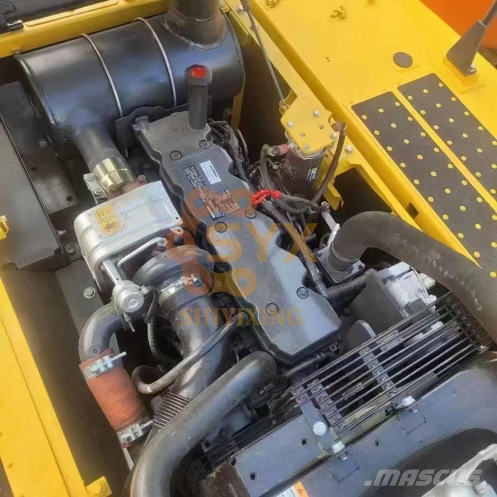 Komatsu PC 240 LC-8 大型油圧ショベル12t以上（パワーショベル・ユンボ）