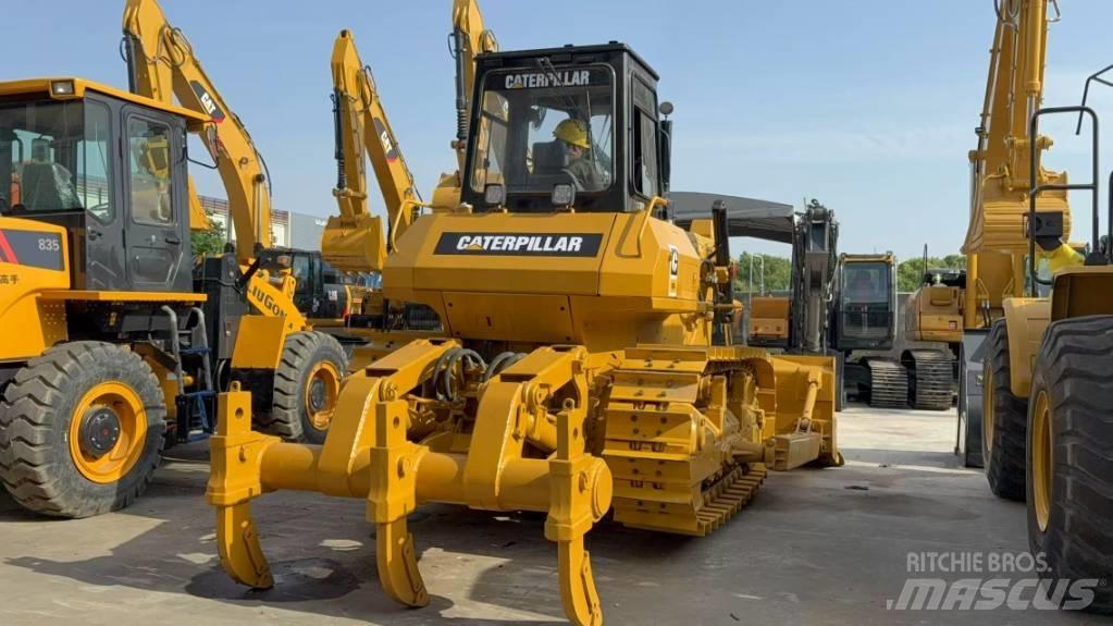 CAT D 6 G ブルドーザー