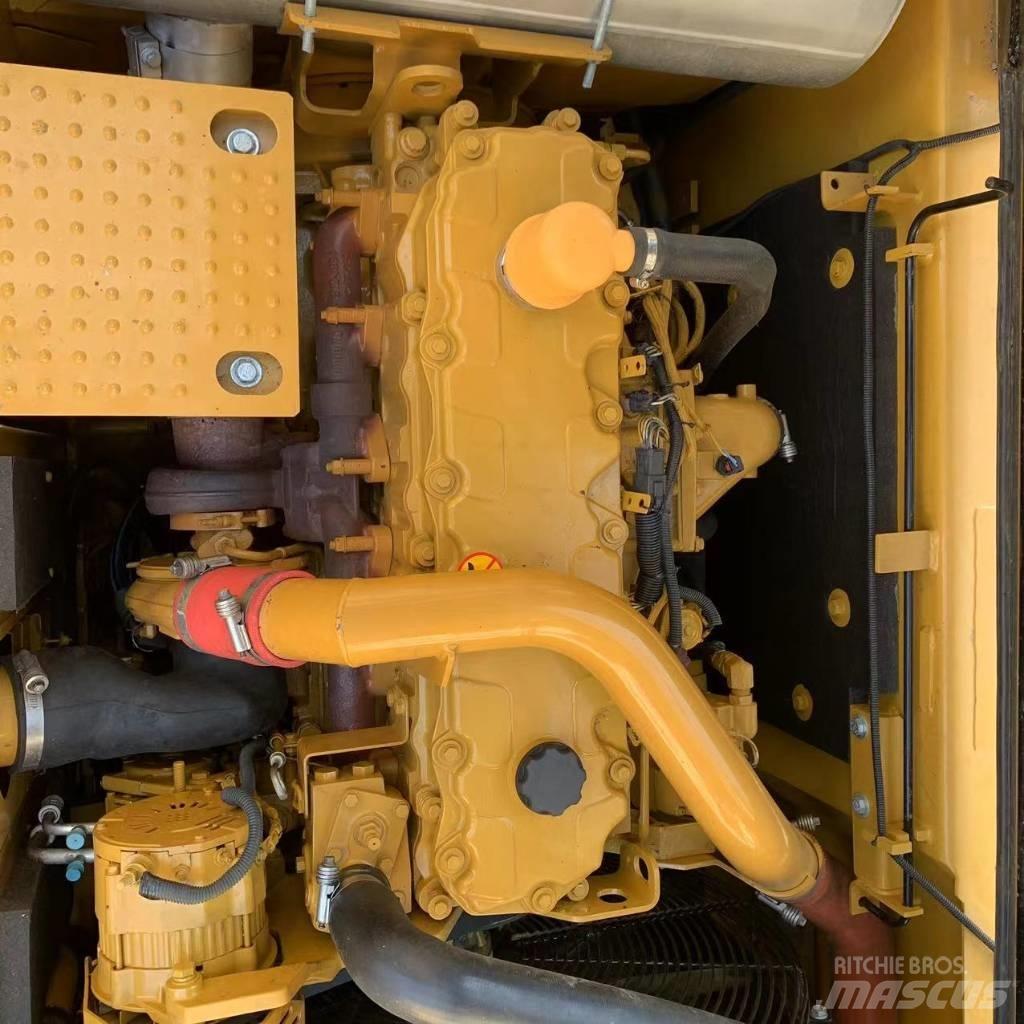 CAT 329 E 大型油圧ショベル12t以上（パワーショベル・ユンボ）