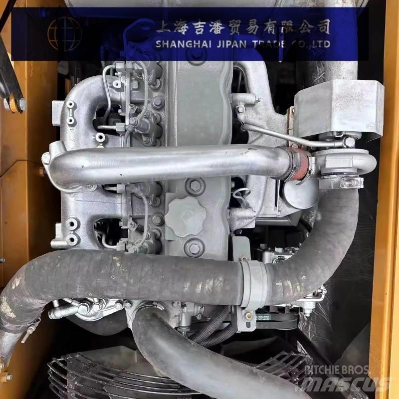 Sany SY 135 大型油圧ショベル12t以上（パワーショベル・ユンボ）