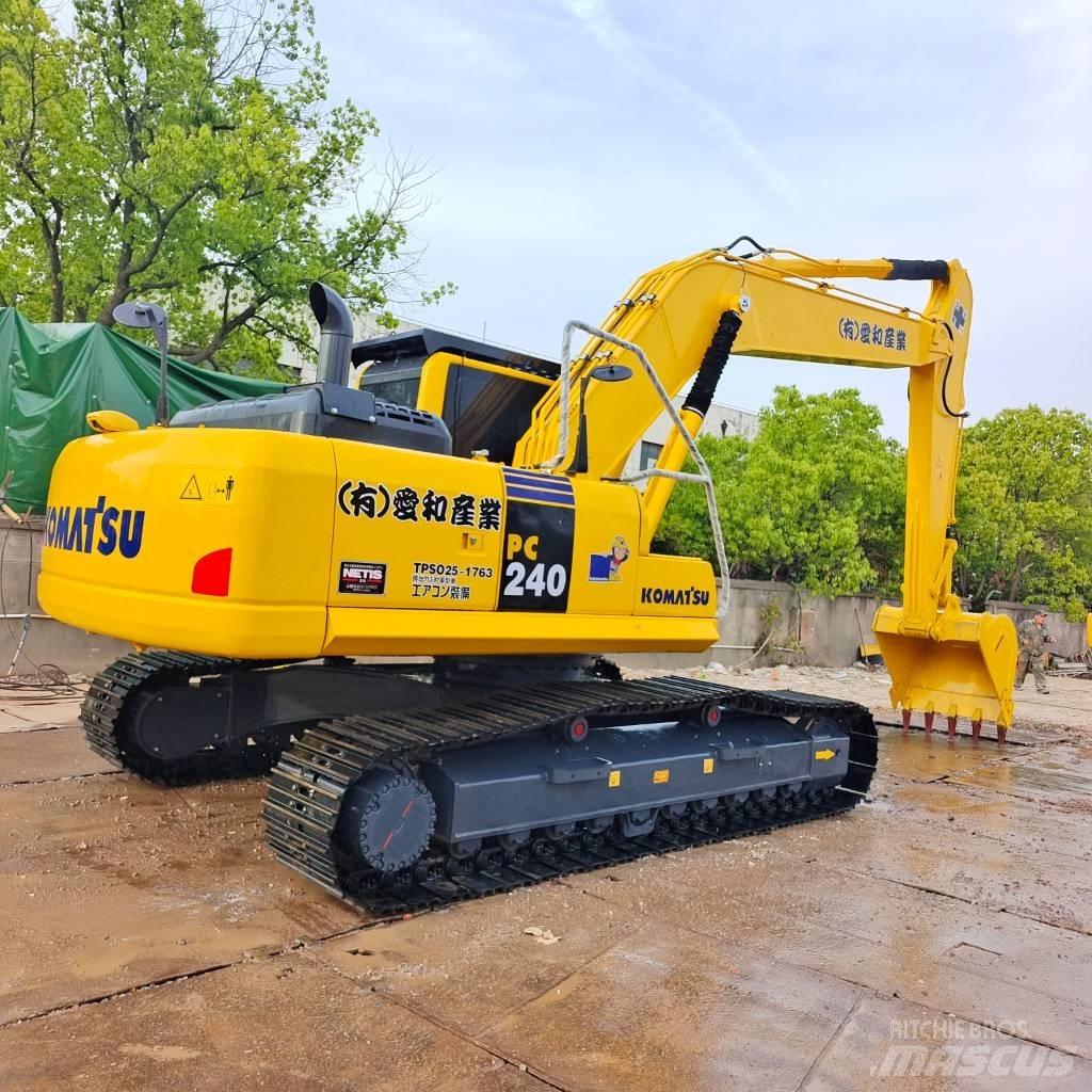 Komatsu PC 240 LC-8 大型油圧ショベル12t以上（パワーショベル・ユンボ）