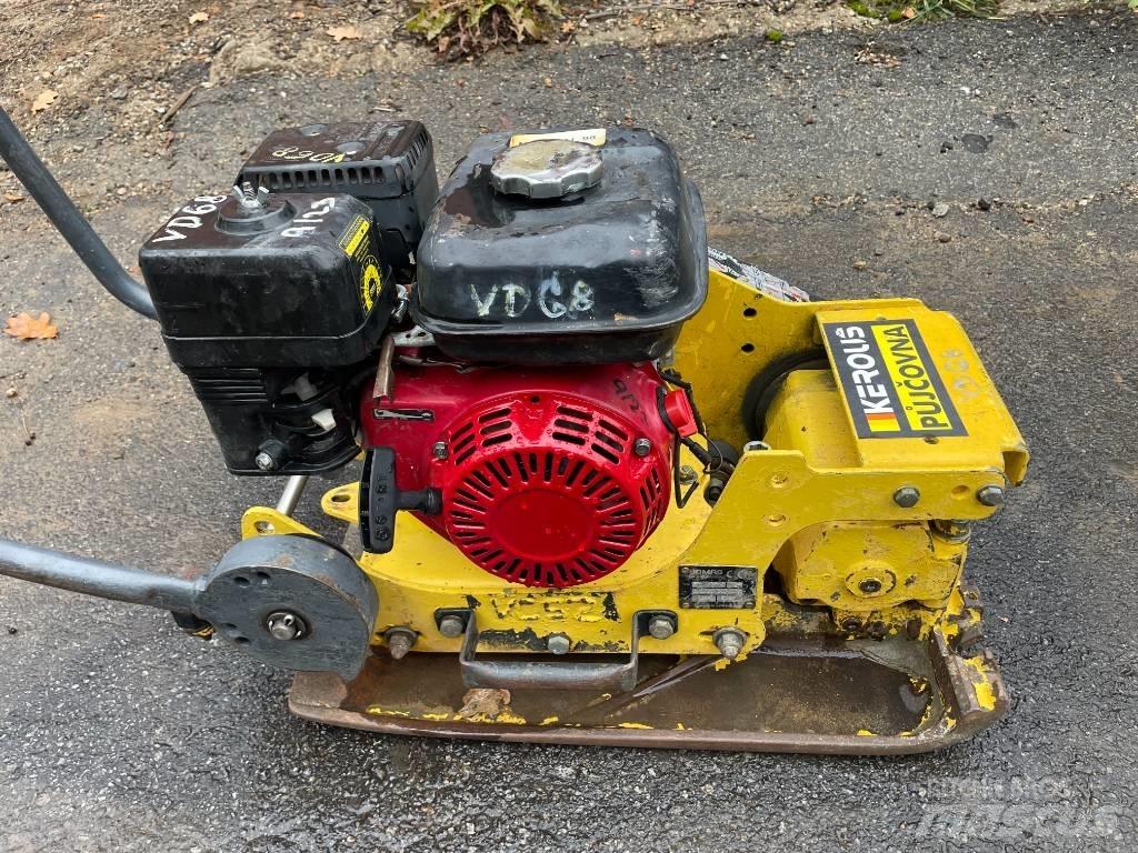 Bomag BP 10/36-2 プレートコンパクター
