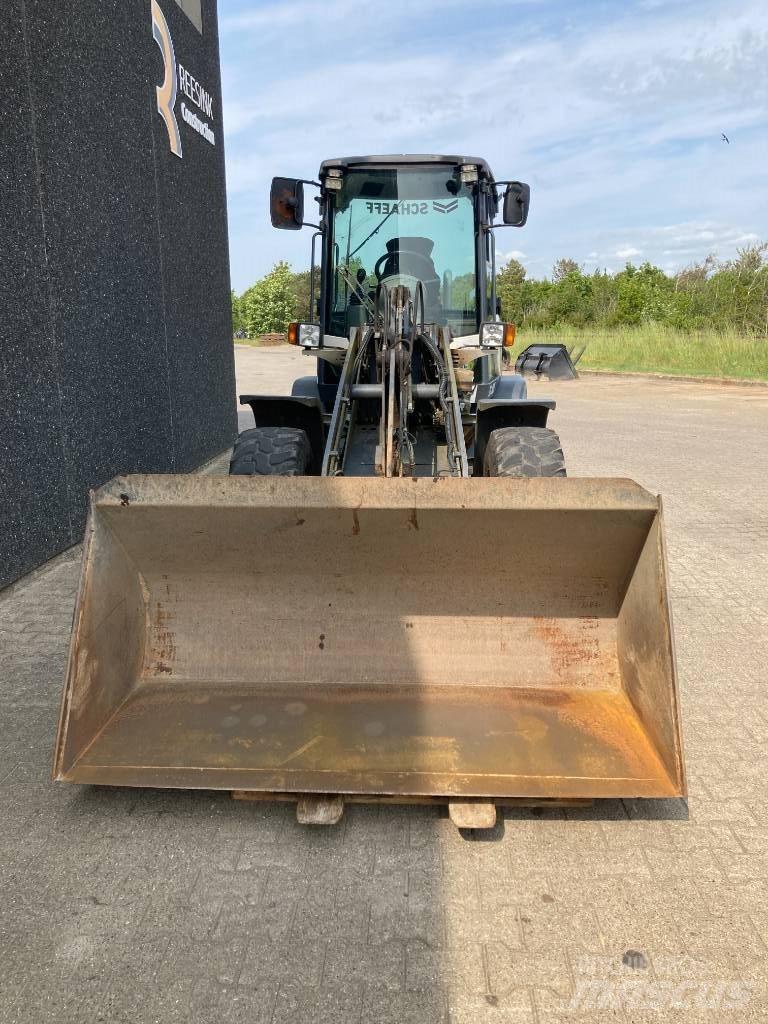 Schaeff TL 80 ミニローダー