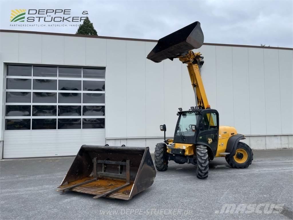 JCB 527-55 テレスコーピックハンドラー