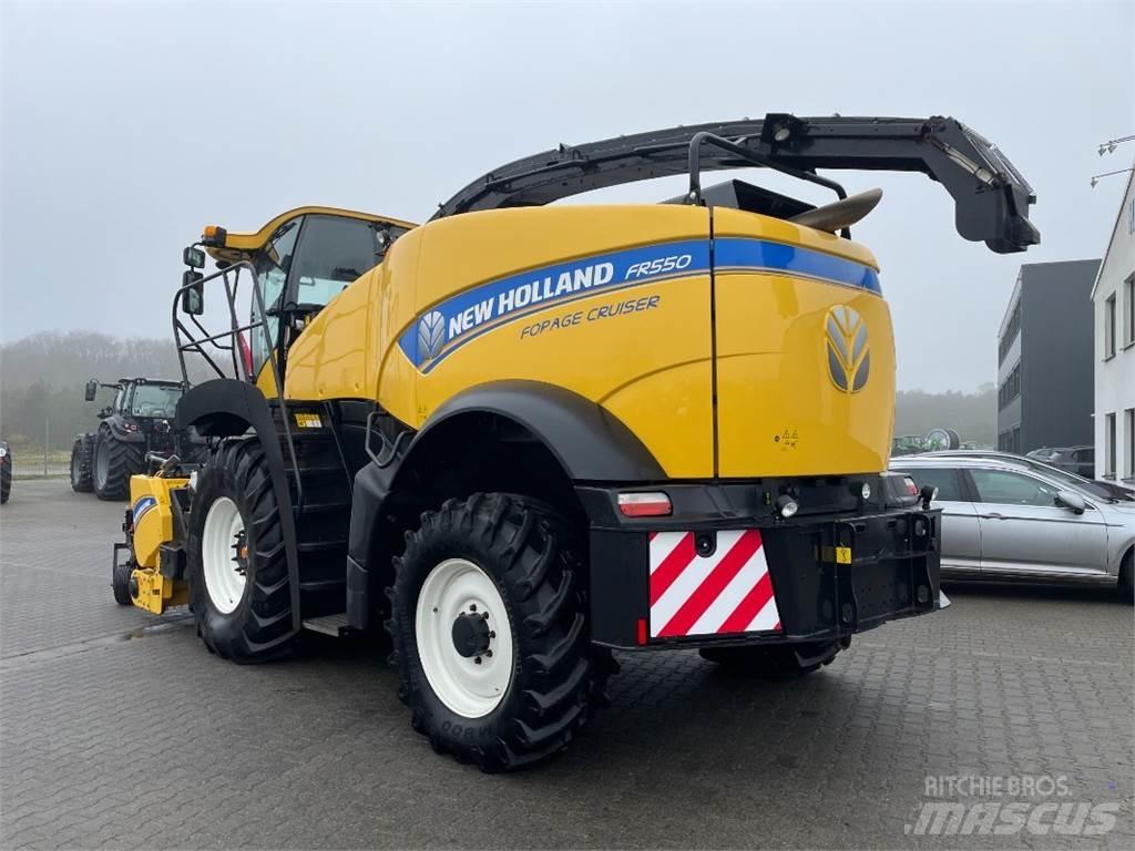 New Holland FR 550 フォレージハーベスター
