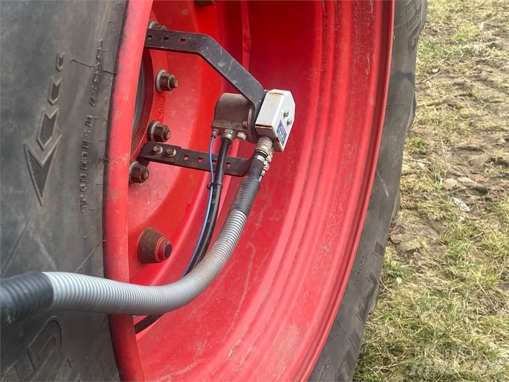 Fendt 724 Vario トラクター