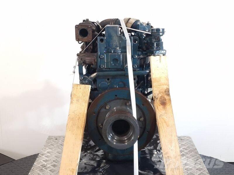 Kubota V2403-T エンジン