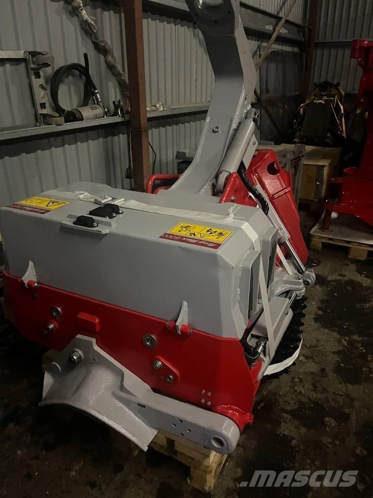 Log Max 6000B ハーベスタヘッド