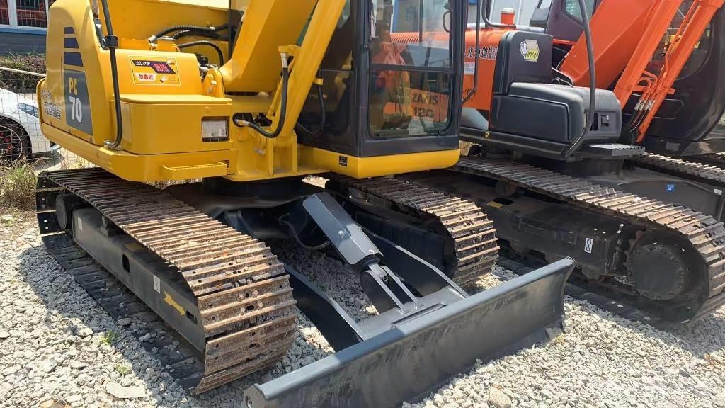 Komatsu PC 70-8 大型油圧ショベル12t以上（パワーショベル・ユンボ）